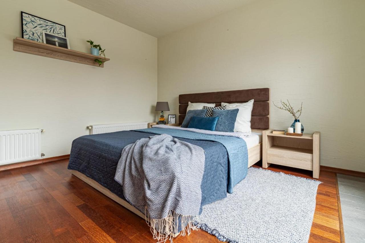 Apartament Happy - Basen, Plaza, Ochrona 24H - 3 Sypialnie Dla Maksymalnie 8 Osob بوبيروفو المظهر الخارجي الصورة